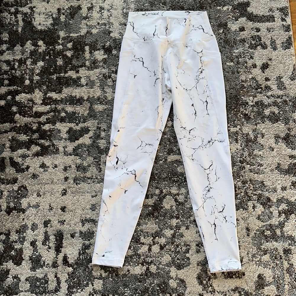 Buff bunny limitless leggings